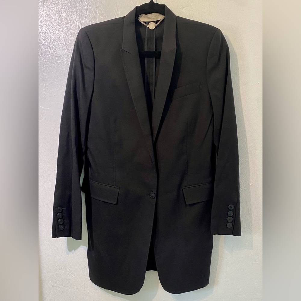 Gorgeous Stella McCartney 81%Silk blazer.Made in Italy.Size M